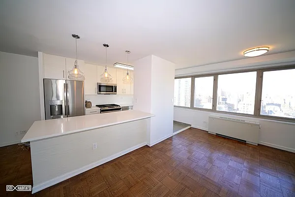 Rented by Citi Habitats | media 12