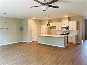 5th image of 2326 Portrush Way