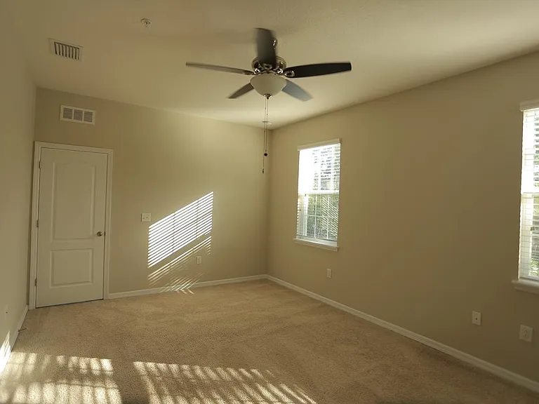 8240 Enclave Way #101 — Photo 22