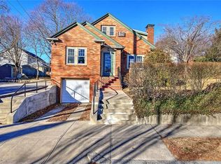 66 Tyndall Ave, Providence, RI 02908