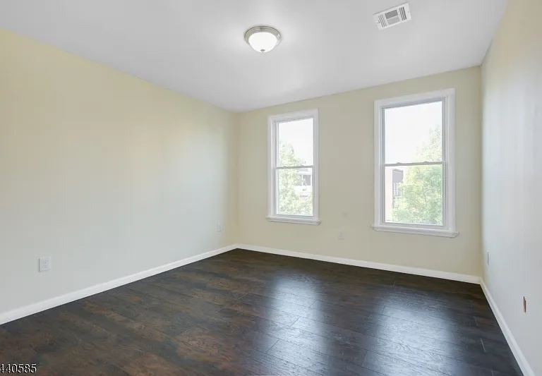 83-85 Summit Ave #3A — Photo 3