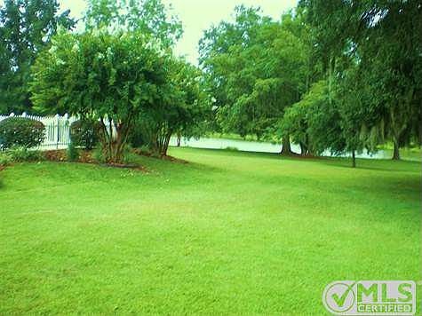 2nd image of 2533 Lakefair Dr