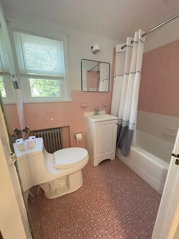 1 bed, 1.0 bath, 1100 sqft, $1,700 — Photo 3