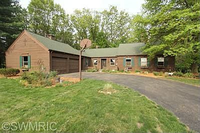 1st image of 2452 Northboro Ct NE