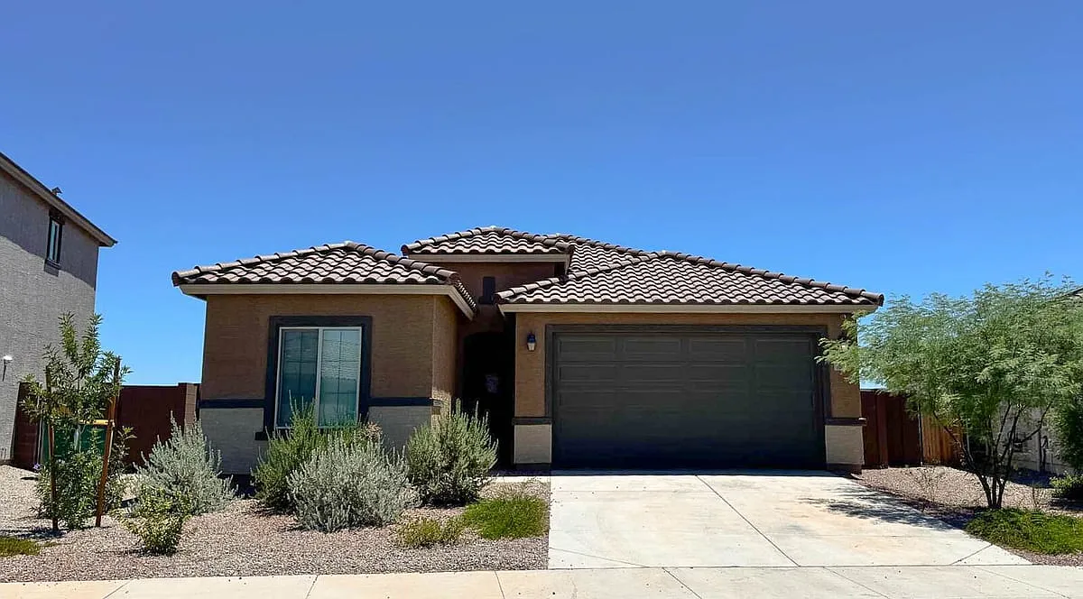 18091 North Presley Lane — Photo 1