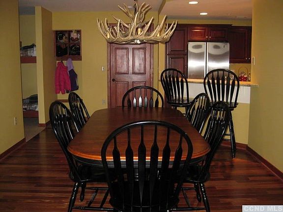 4th image of 10 Enclave North Drive Drive #303