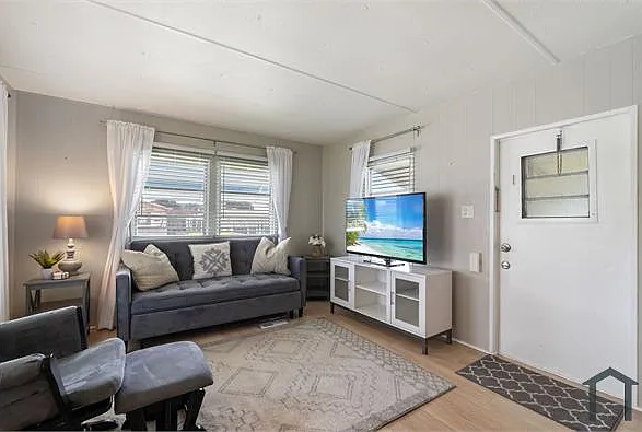 2 bed, 832 sqft, $1,395 — Photo 3