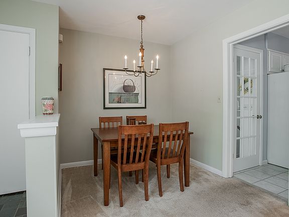 5th image of 153 W Park Dr