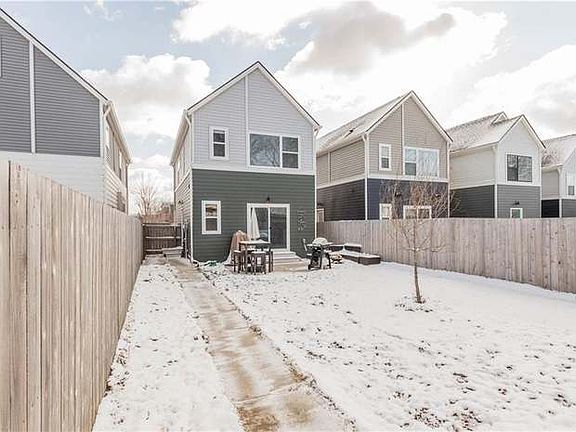 2nd image of 28 Central Greens Blvd