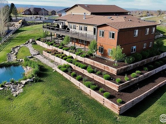 2nd image of 2209 Hatton Pl