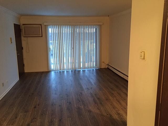 2nd image of 744 Inland Cir APT 102