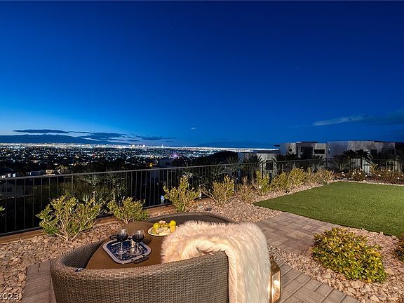 2nd image of 427 Serenity Point Dr