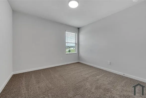 711 Knox River Dr — Photo 17