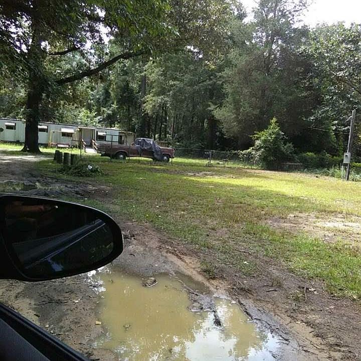 2nd image of 1415 Antioch Rd