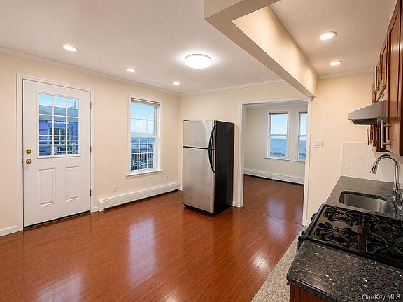 2nd image of 4300 Atlantic Avenue #P8