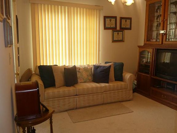 5th image of 2403 Martingale Dr #2403