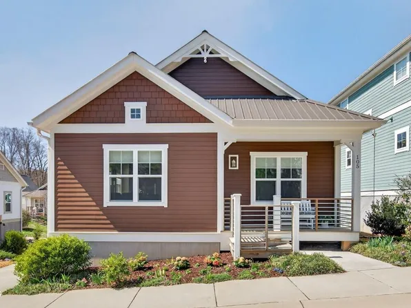 105 Fiori Hill Dr N, Hillsborough, NC 27278