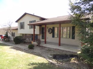 9019 Fort Laurens Rd NW, Bolivar, OH 44612