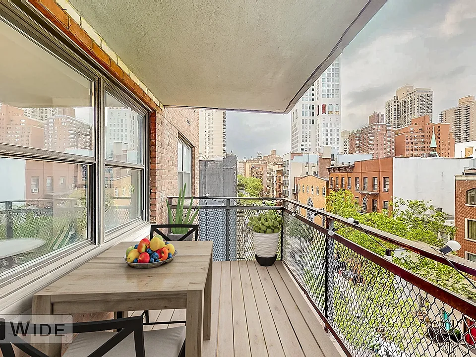 240 E 82nd St #10K