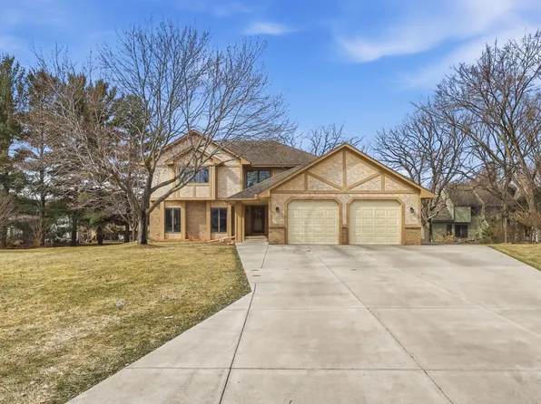 4125 Bridgewater Cir, Vadnais Heights, MN 55127