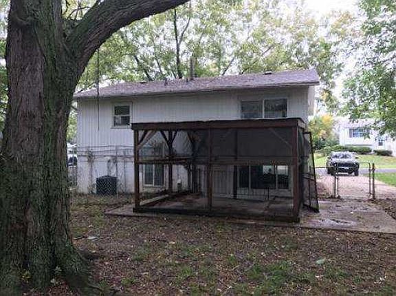 2nd image of 3800 W Vinton Ave