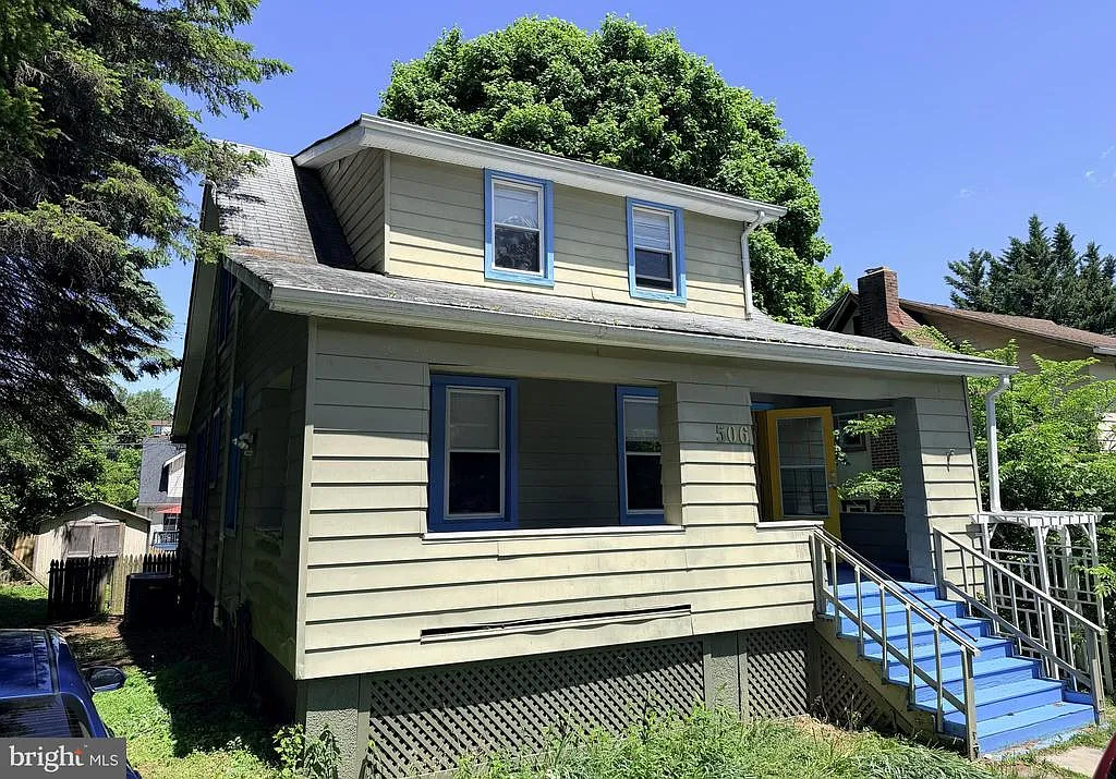 5 bed, 1695 sqft, $3,100 — Photo 1