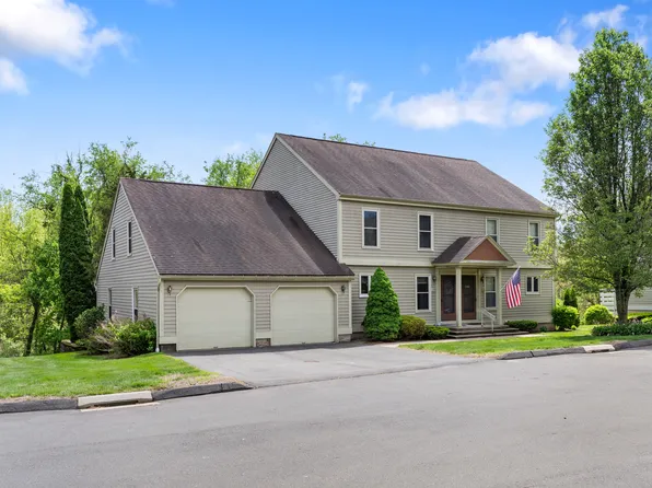120 Colonial Hill Drive #120, Wallingford, CT 06492