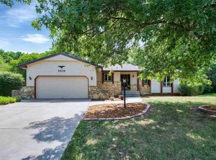 1519 E Blue Spruce Rd, Derby, KS 67037
