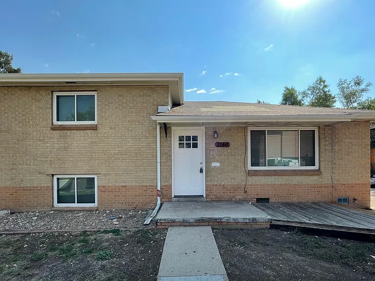 2146 S Zenobia St — Photo 2
