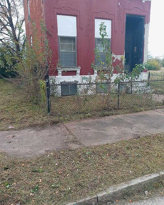 2704 Stoddard St, Saint Louis, MO 63106 Zillow