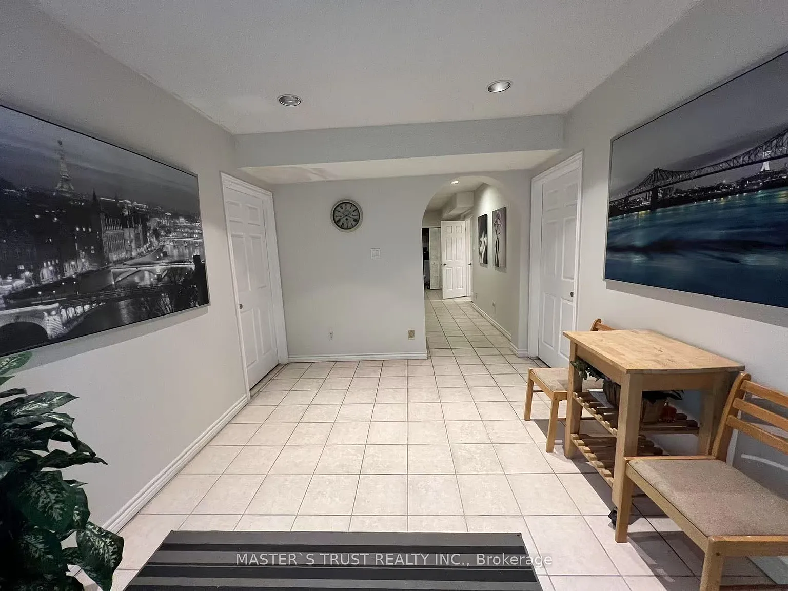 2 bed, $1,400 — Photo 3