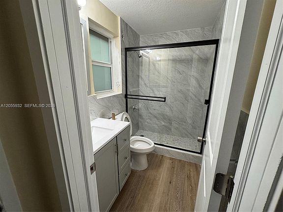 3rd image of 707 S 19th Ave APT 3