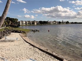 110 Lake Emerald Dr, Oakland Park, FL