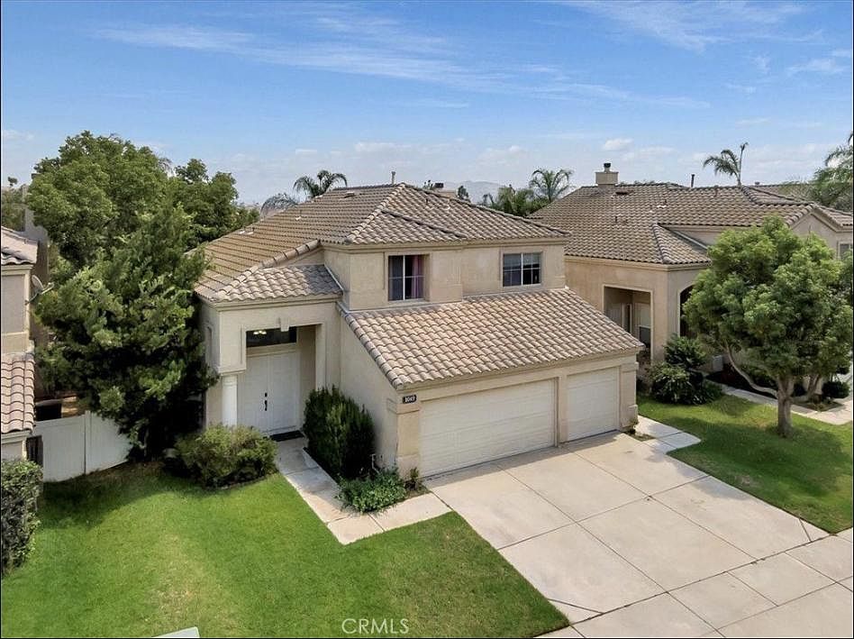 1st image of 1049 La Marillo Cir