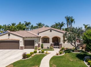 11312 Champions Ave, Bakersfield, CA