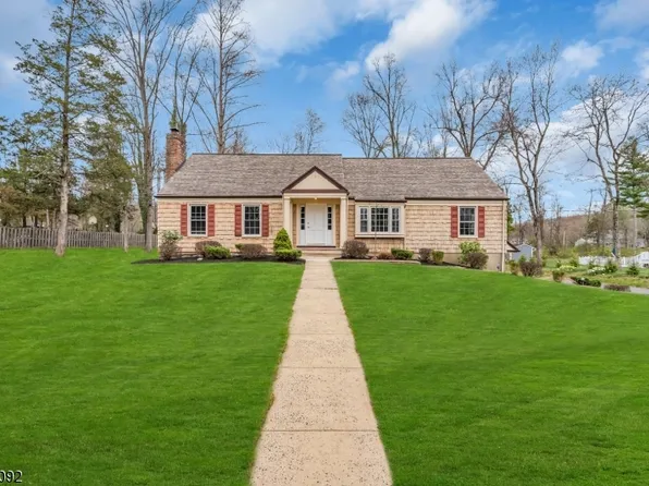 22 Blossom Dr, Bridgewater Twp., NJ 07920