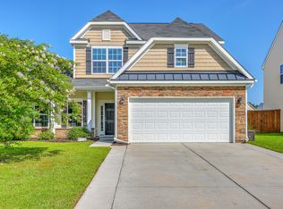 128 Weeping Cypress Dr, Moncks Corner, SC 29461