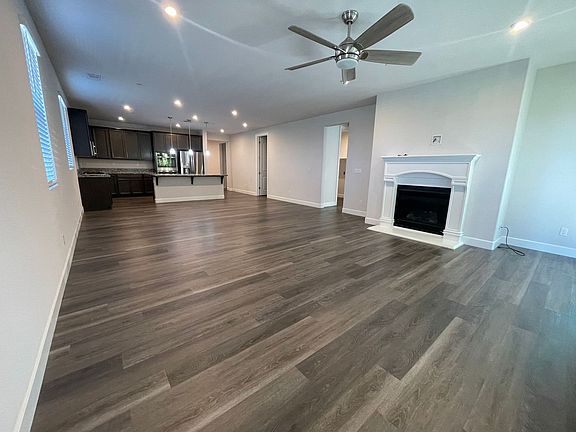 5th image of 601 Belfonte St