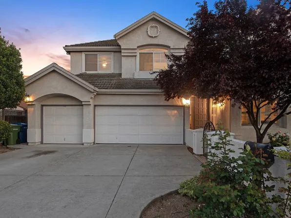 674 W Sunnyoaks Ave, Campbell, CA 95008