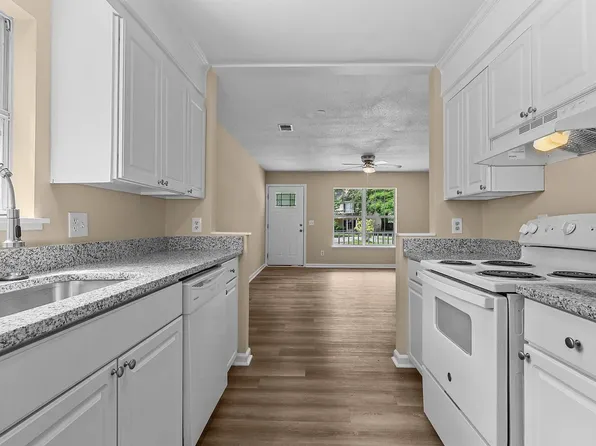 207 Townes Ct #B, Myrtle Beach, SC 29588