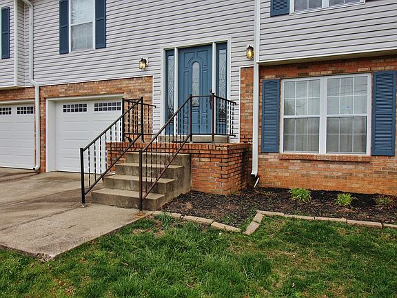 2nd image of 533 Barney Ln