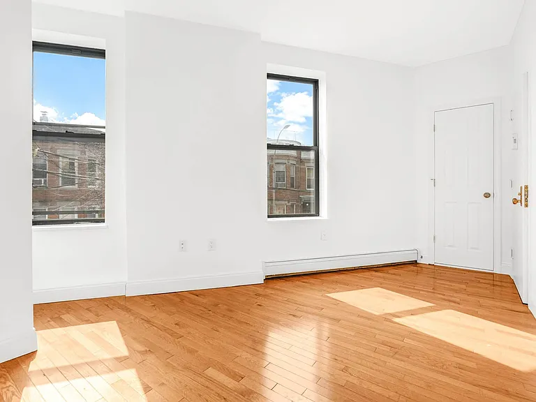 59-40 Myrtle Ave #3 — Photo 11