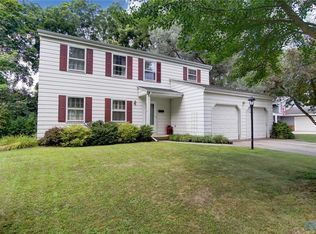 2301 Country Squire Ln, Toledo, OH 43615