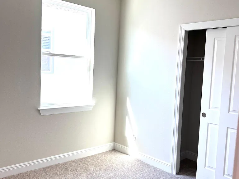 4392 Foggy Oak Ln — Photo 13