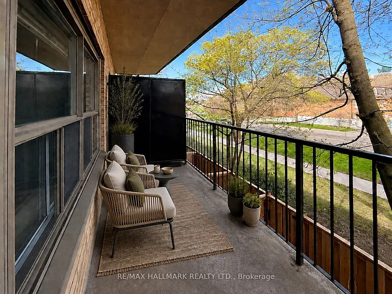 30 Upper Canada Dr #208 — Photo 14