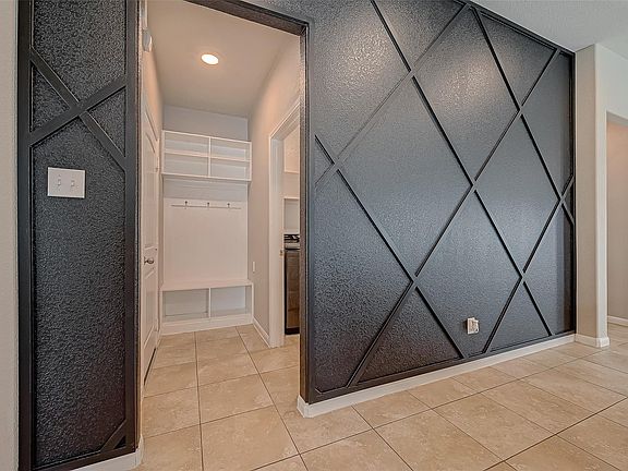 4th image of 21514 Autumn Summit St