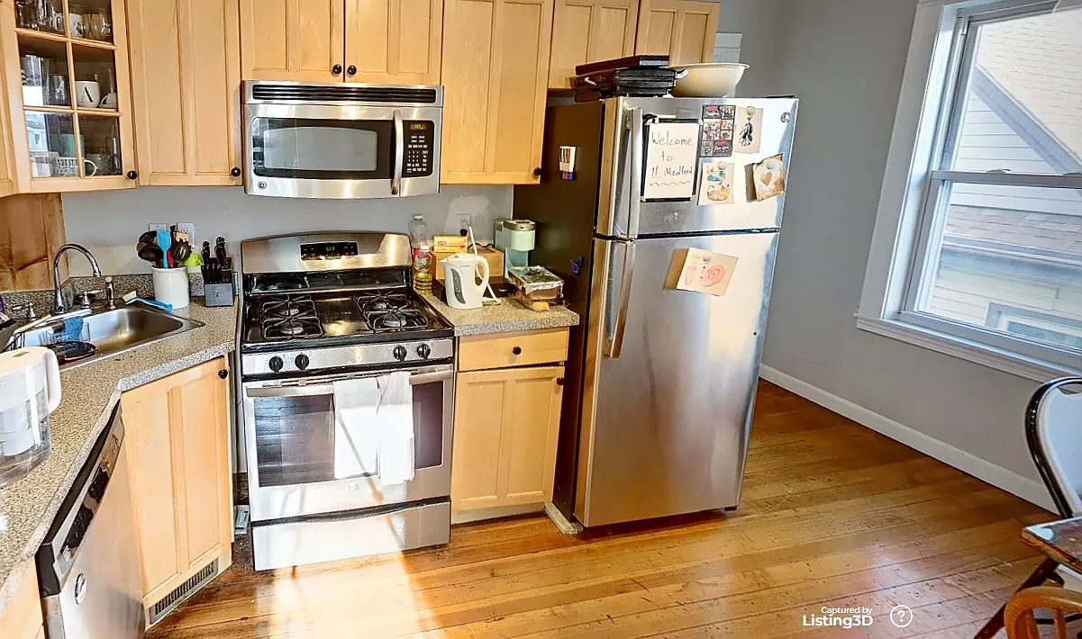 5 bed, 1300 sqft, $4,945 — Photo 1