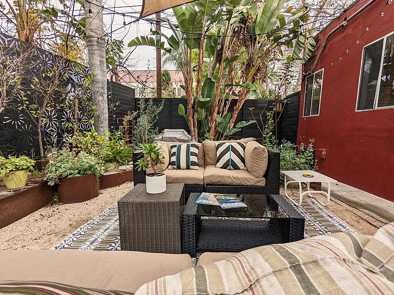 1411 Lemoyne St — Photo 15