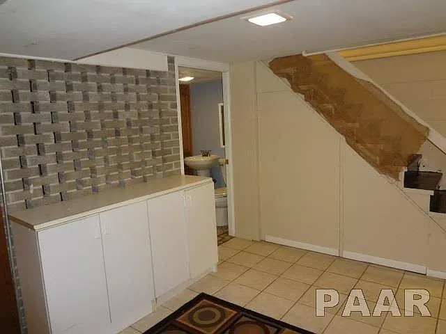 1826 W Winnebago Dr — Photo 5