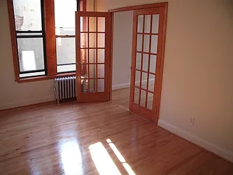Rented by Warren T Real Estate Corp.